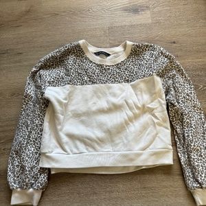 A+F cheetah pullover